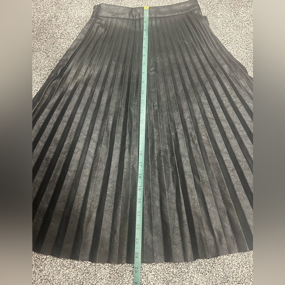 Black Leather Pleated Skirt - Picture 2 of 2